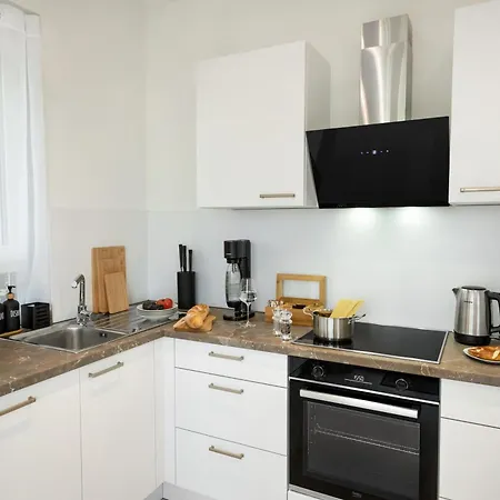 Апартаменты Rosenberg-Suites - Parkplatz, Zentral, Business & Privat Хейльбронн