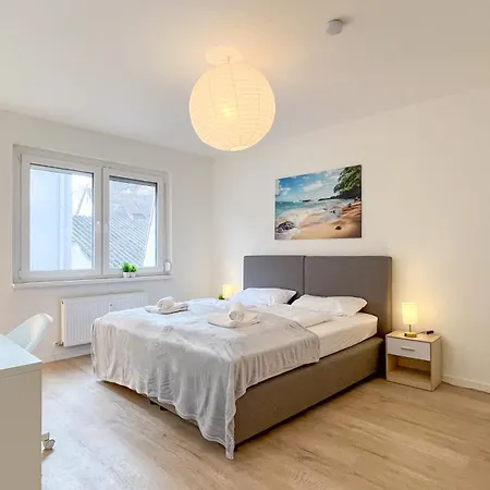 Appartement Rosenberg-suites - Zentral, Stellplatz, Grosse Terrasse, Business & Privat