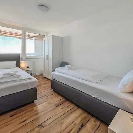 Apartment Rosenberg-suites - Zentral, Stellplatz, Grosse Terasse, Business & Privat