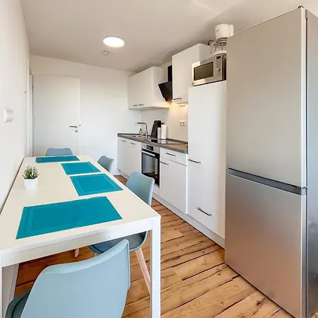 Apartment Rosenberg-suites - Zentral, Stellplatz, Grosse Terasse, Business & Privat