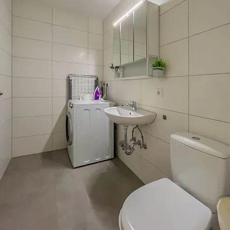 Rosenberg-suites - Zentral, Stellplatz, Grosse Terrasse, Business & Privat * Heilbronn